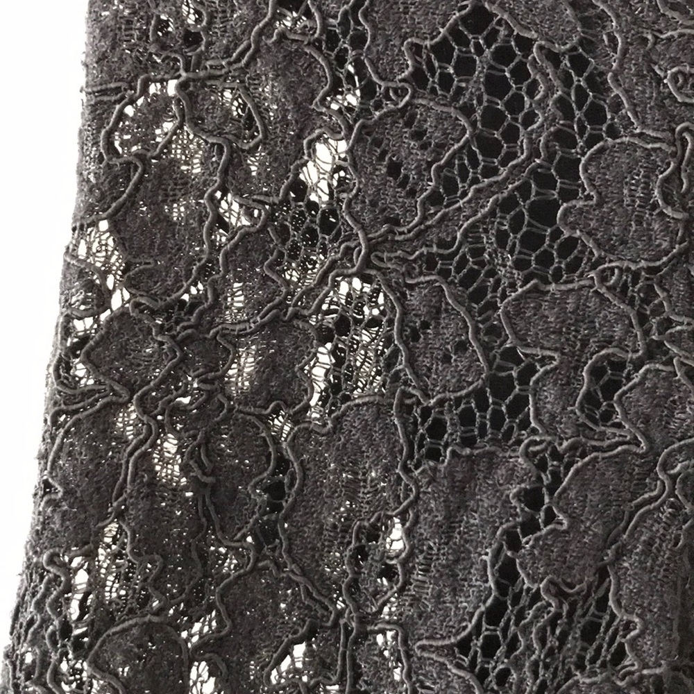 Aritzia black stretch lace lined jewel neck body con dress Rafael dress EUC - Picture 2 of 6